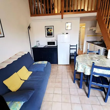Maisons De La - Maisons & Pour 6 Personnes 84